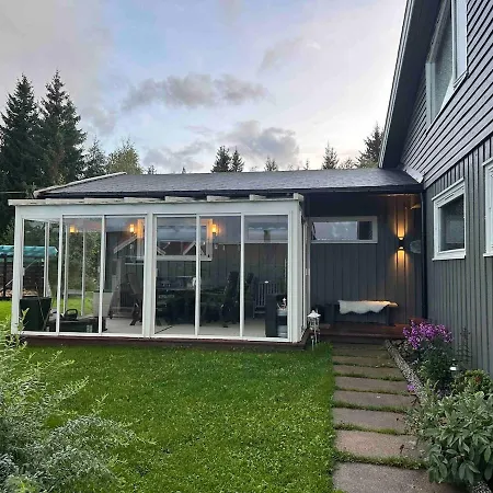 Sentral Familievennlig Enebolig Feriehus *